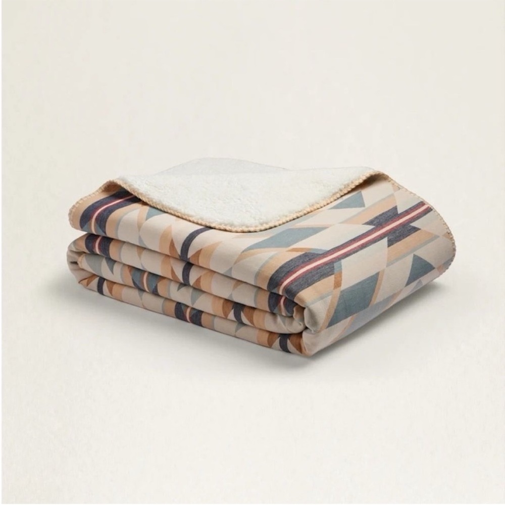 Bundle to save! - Picture 2 of 10